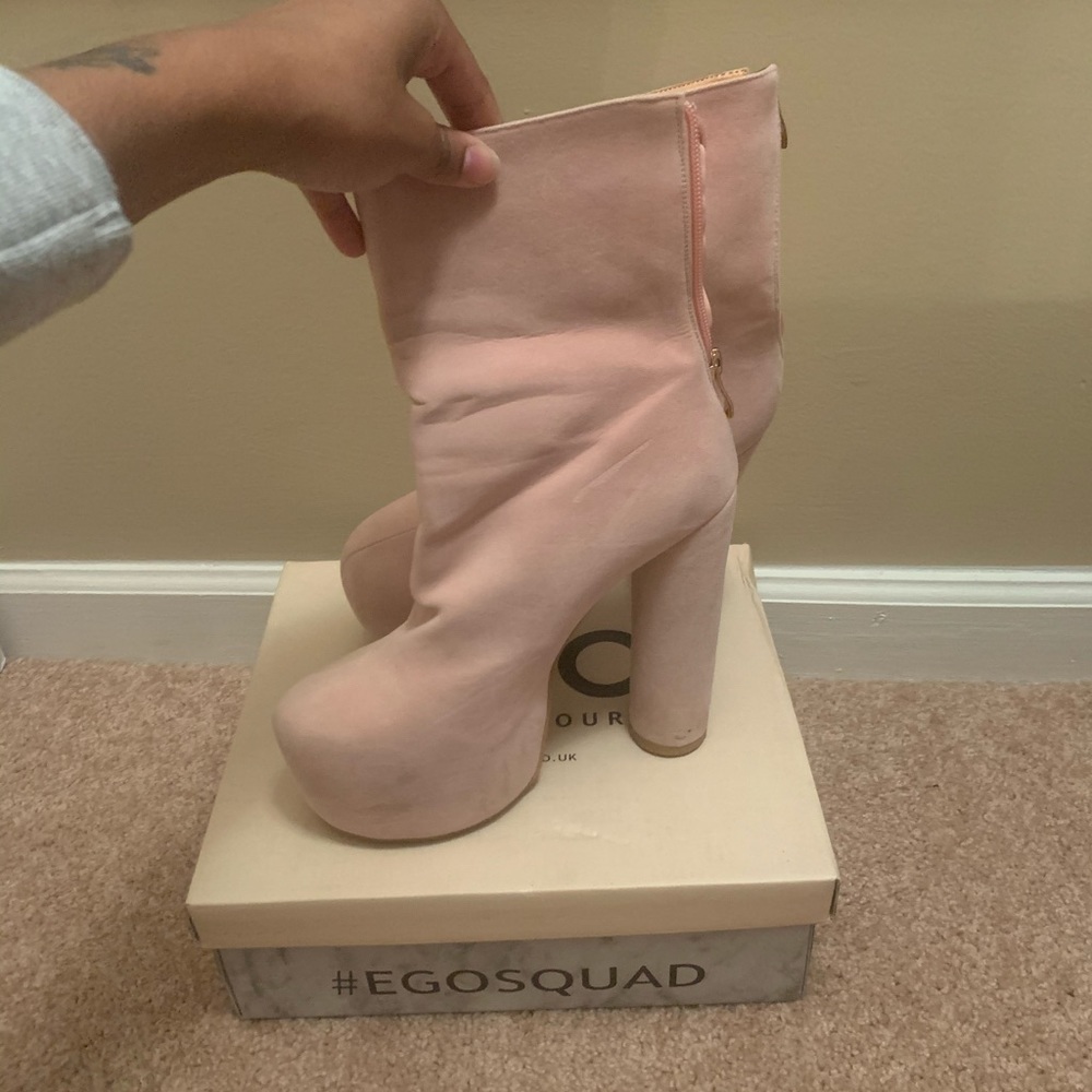 Boots - Picture 2 of 4